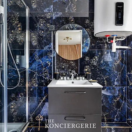 Bm Signature Design Lumineux شقة *